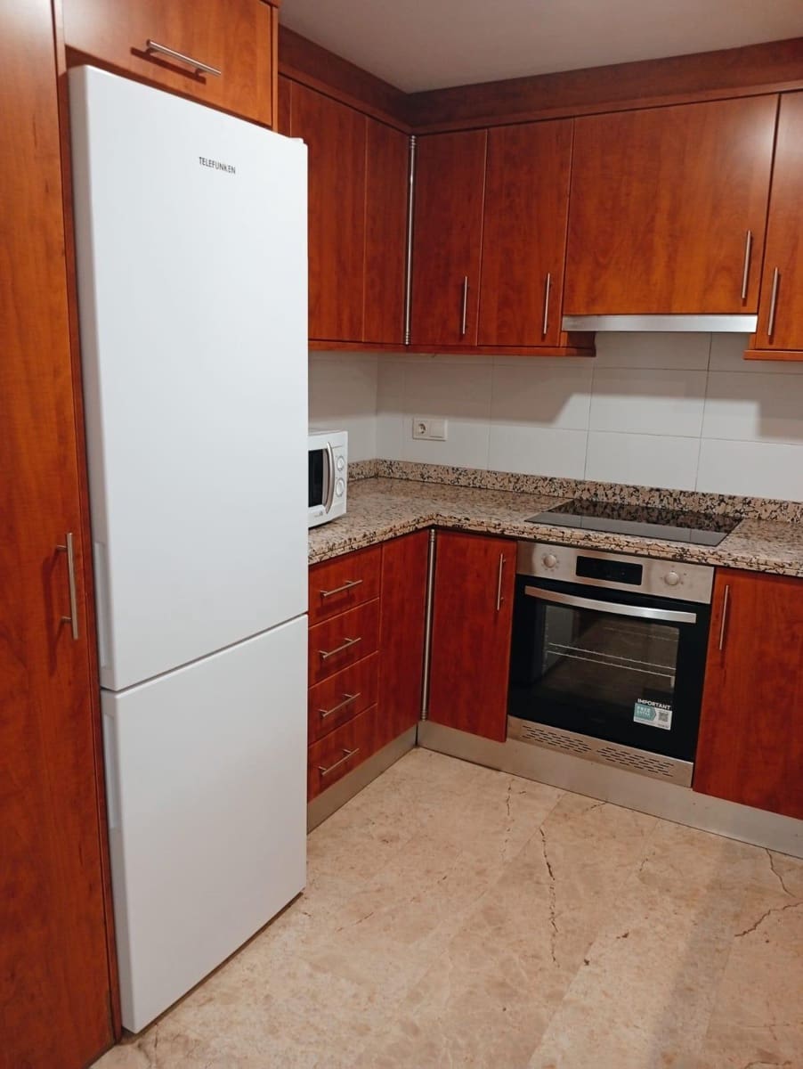 2 Zimmer Wohnung zu vermieten in Oliva - 750 € (Ref: 9462497)