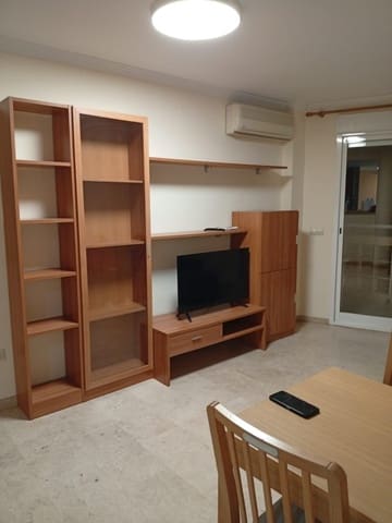 2 soveværelse Lejlighed til leje i Oliva Pueblo, Oliva - € 750 (Ref: 9462497)