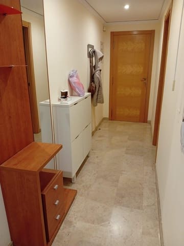 2 soveværelse Lejlighed til leje i Oliva Pueblo, Oliva - € 750 (Ref: 9462497)