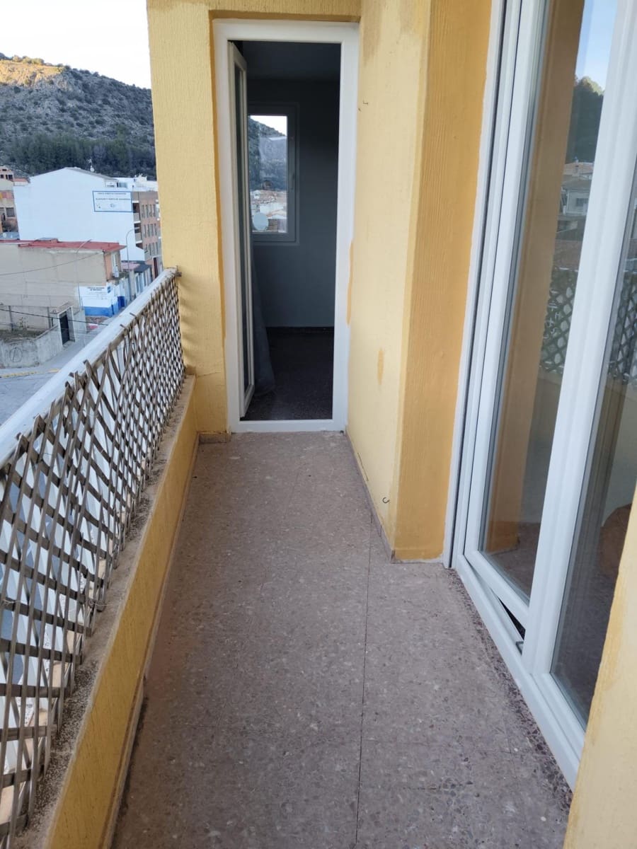 4 Zimmer Wohnung zu vermieten in Ador - 650 € (Ref: 9519139)