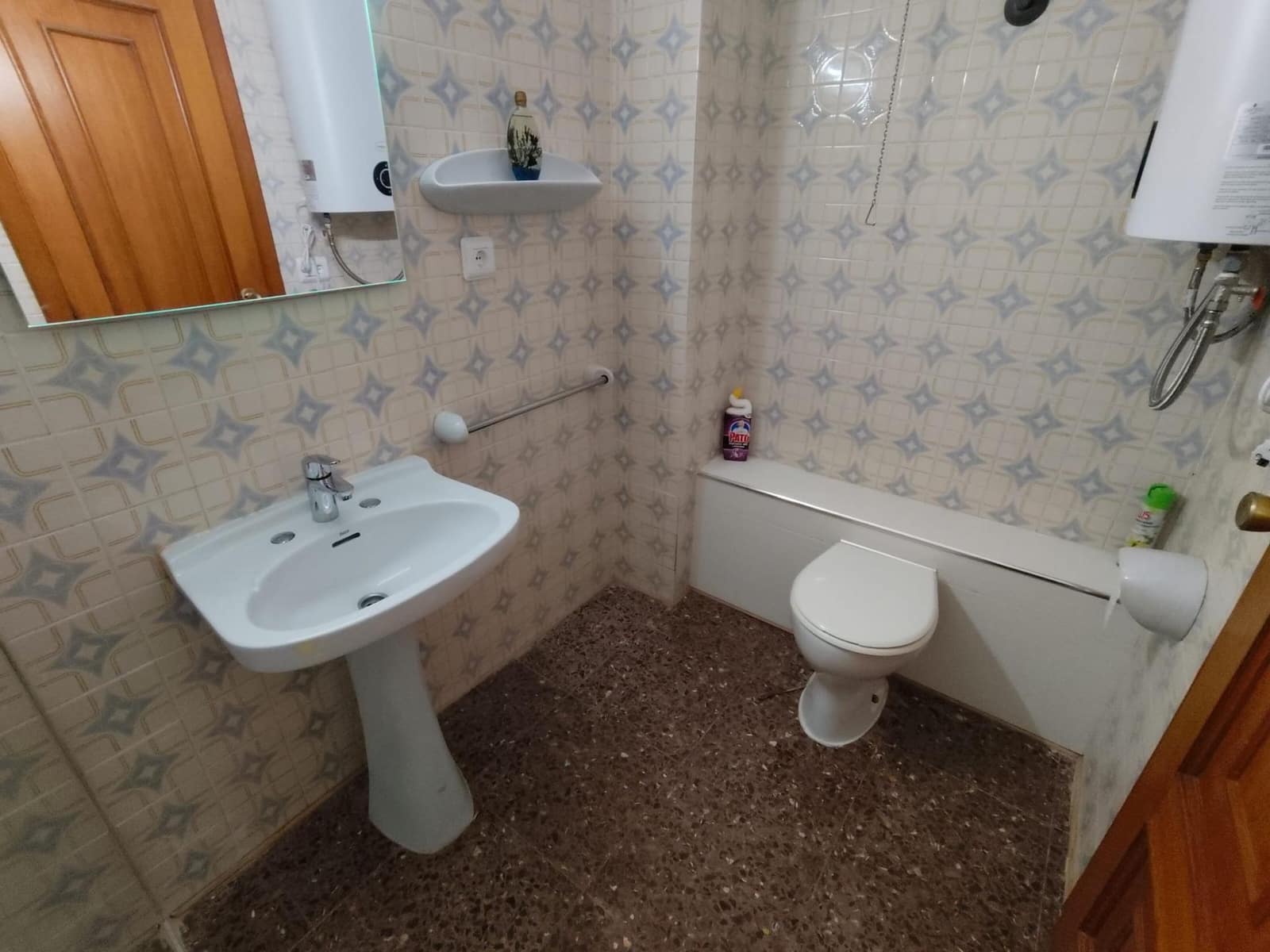 4 Zimmer Wohnung zu vermieten in Ador - 650 € (Ref: 9519139)