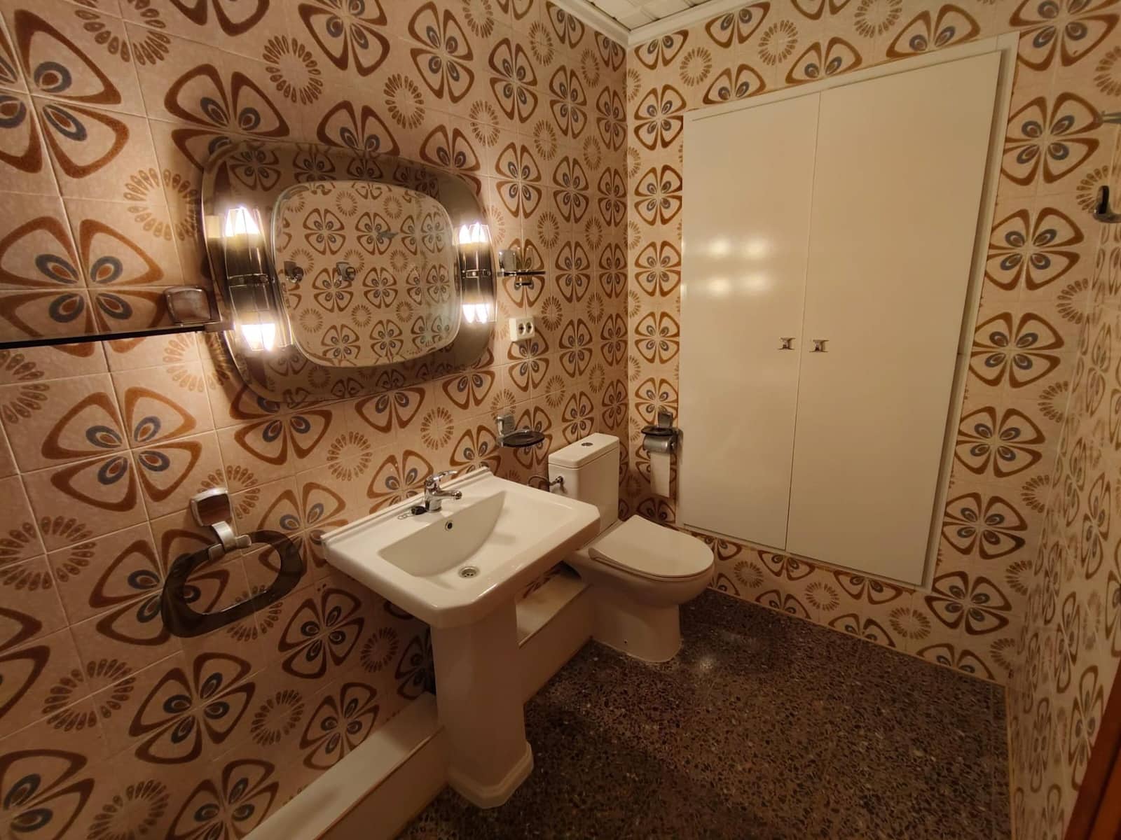 4 Zimmer Wohnung zu vermieten in Ador - 650 € (Ref: 9519139)