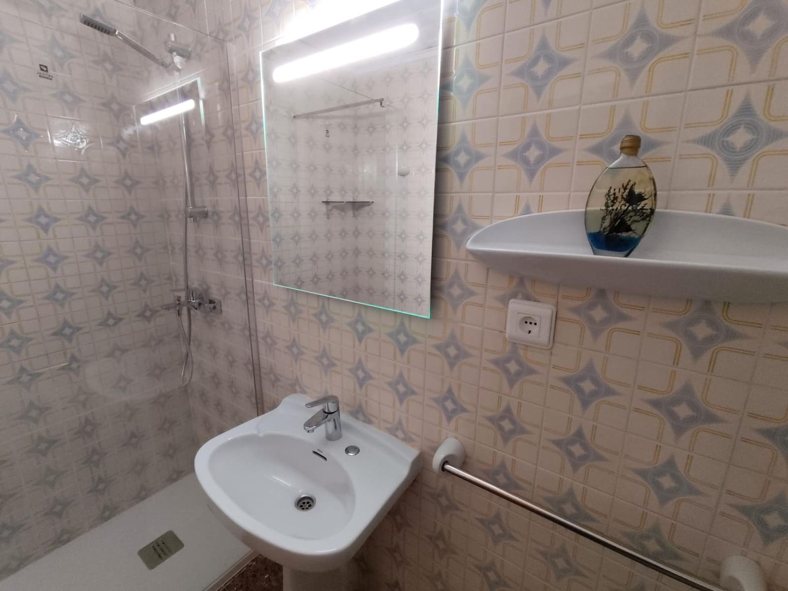 4 Zimmer Wohnung zu vermieten in Ador - 650 € (Ref: 9519139)