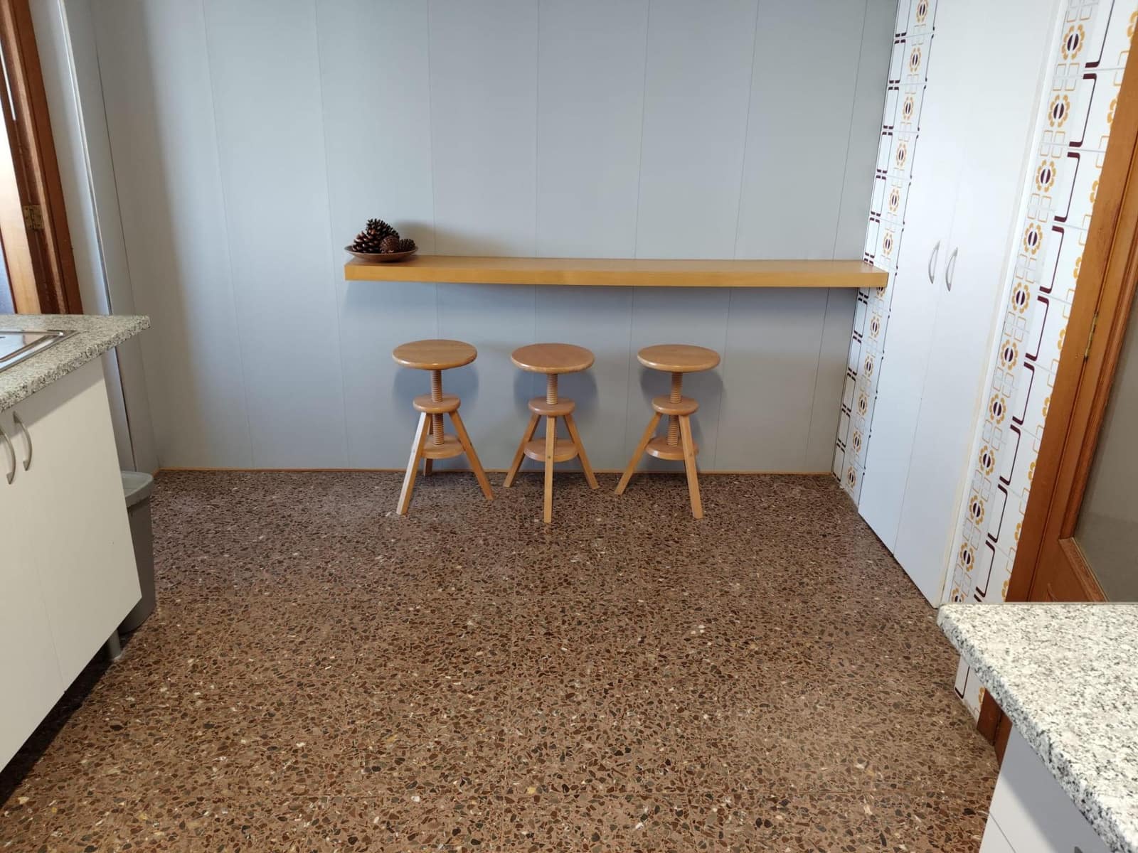 4 Zimmer Wohnung zu vermieten in Ador - 650 € (Ref: 9519139)