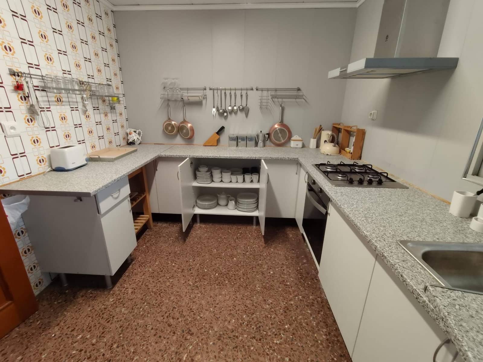 4 Zimmer Wohnung zu vermieten in Ador - 650 € (Ref: 9519139)