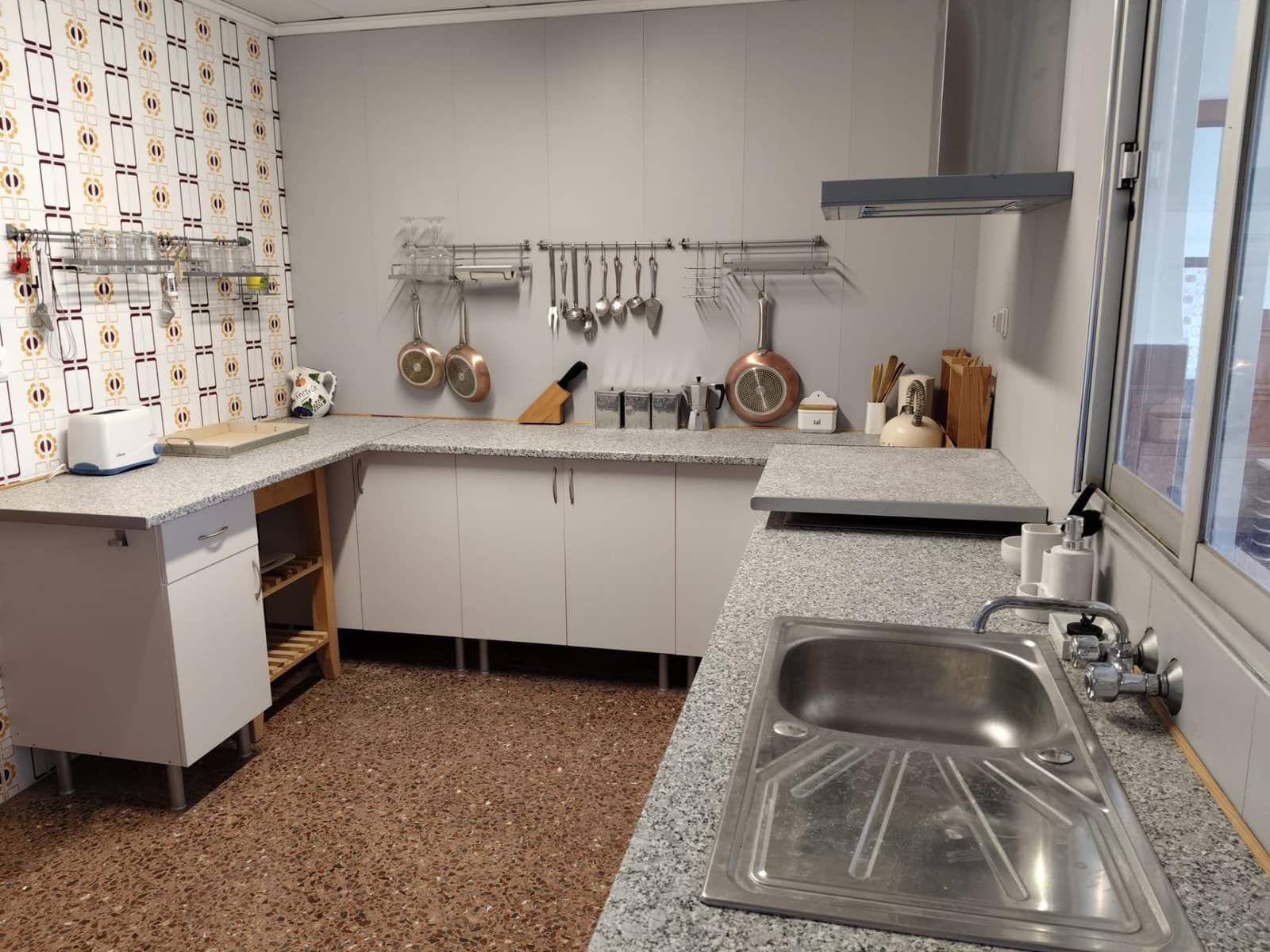 4 Zimmer Wohnung zu vermieten in Ador - 650 € (Ref: 9519139)