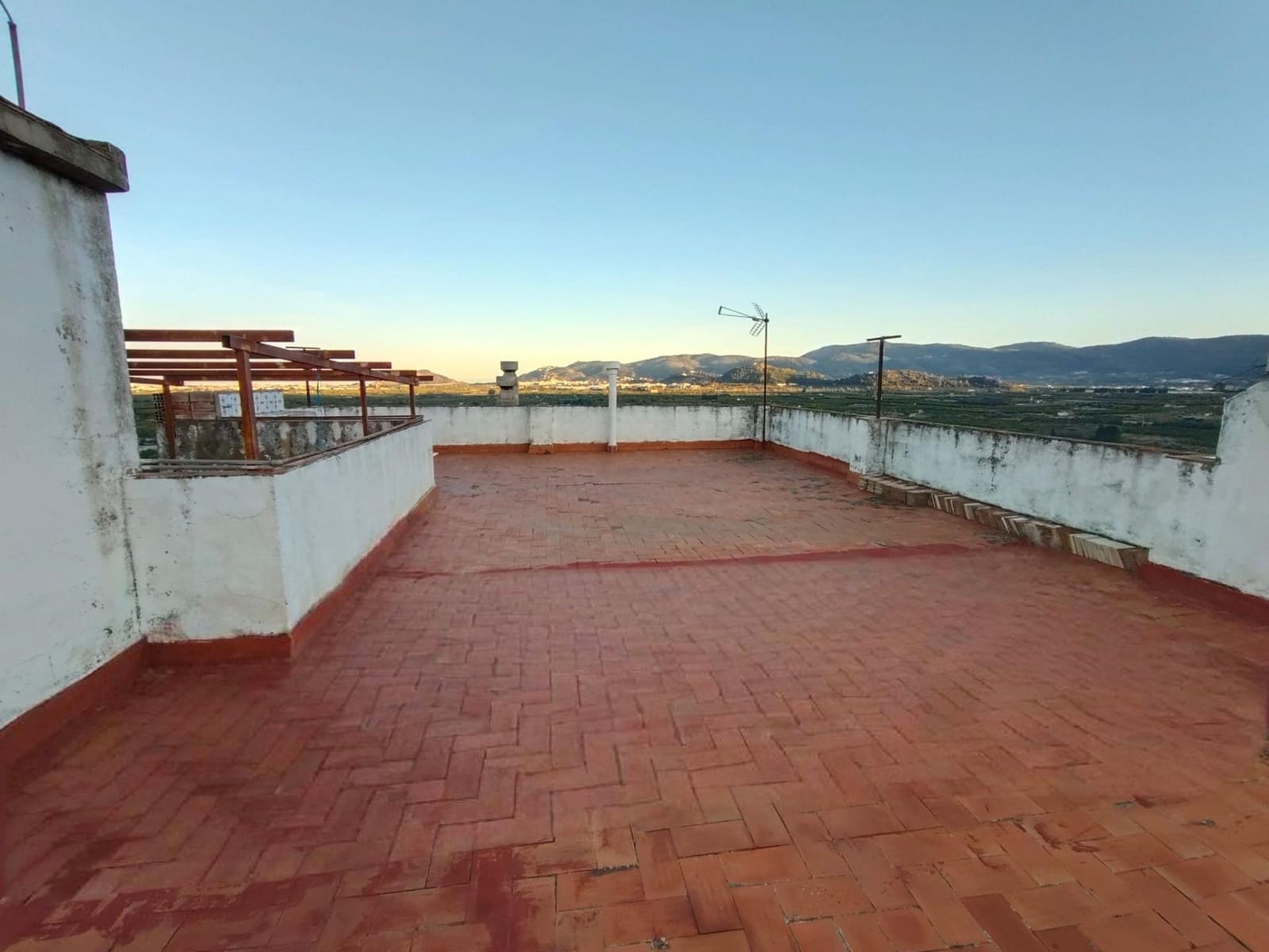 4 Zimmer Wohnung zu vermieten in Ador - 650 € (Ref: 9519139)