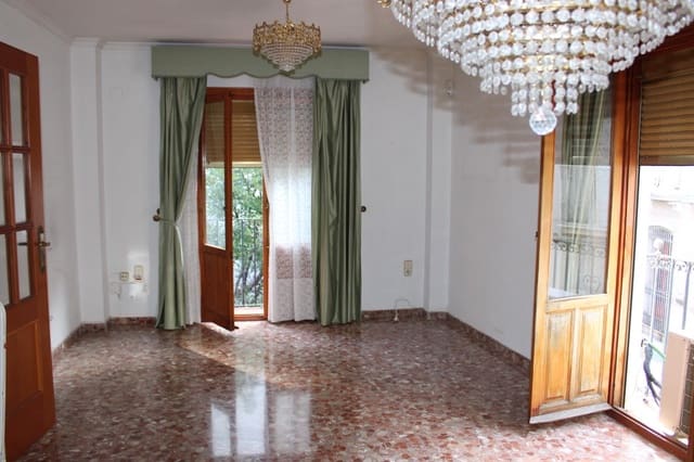 4 sovrum Hus till salu i Oliva med garage - 195 000 € (Ref: 9562046)