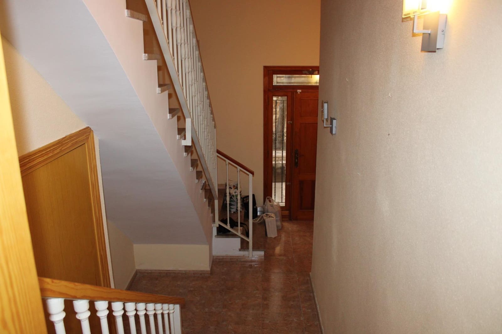 4 sovrum Hus till salu i Oliva med garage - 195 000 € (Ref: 9562046)