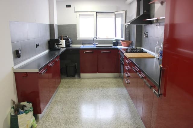 Appartement de 3 chambres à louer à Oliva Pueblo, Oliva - 680 € (Ref: 9639552)