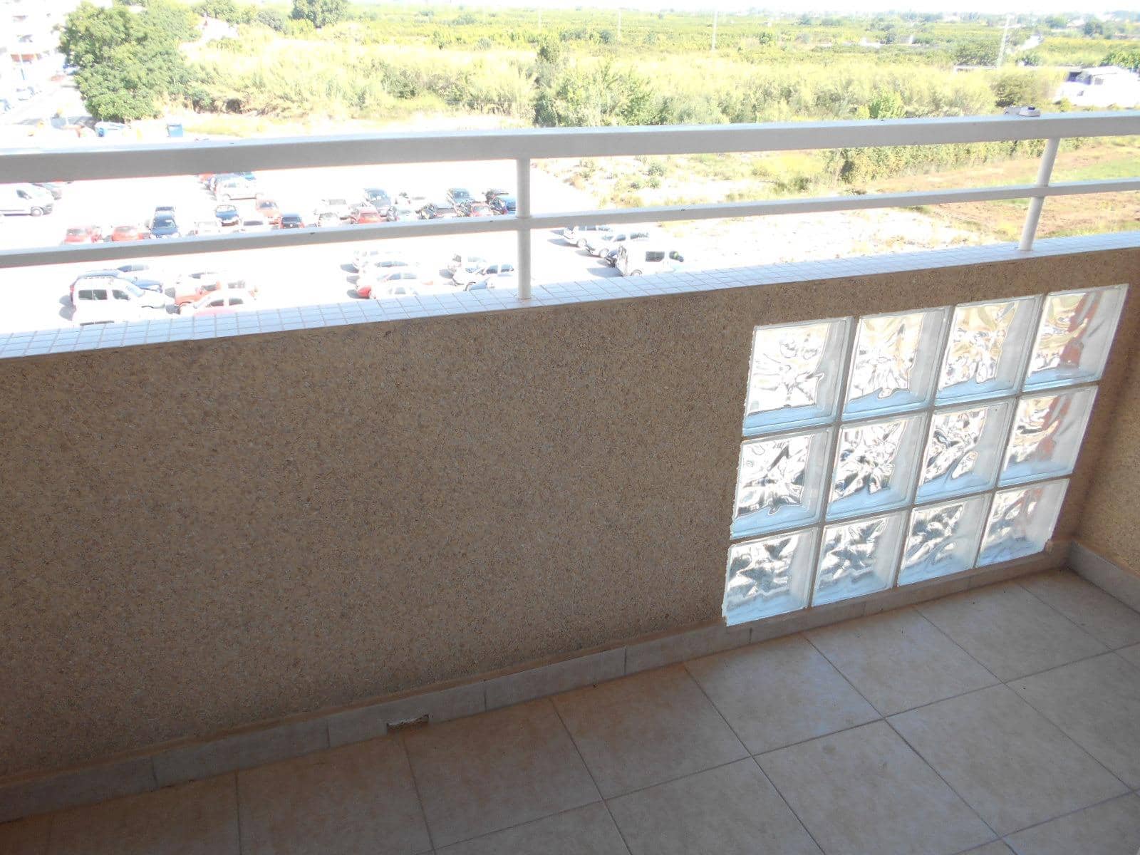 3 Zimmer Wohnung zu vermieten in Oliva - 800 € (Ref: 9656252)