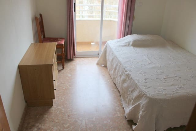 3 Zimmer Wohnung zu vermieten in Oliva - 800 € (Ref: 9670870)