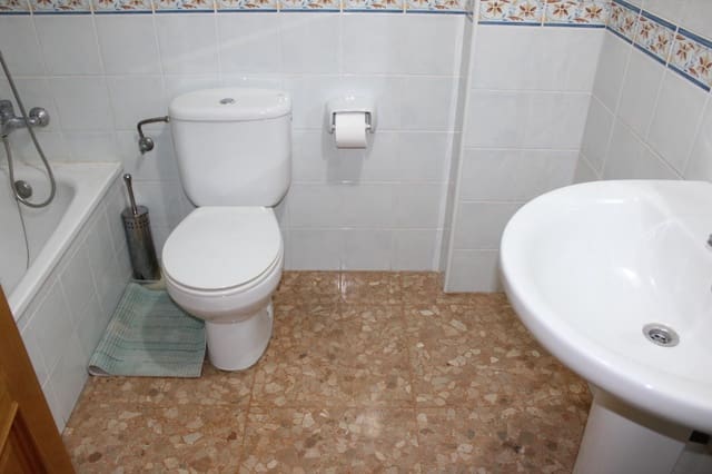 3 Zimmer Wohnung zu vermieten in Oliva - 800 € (Ref: 9670870)