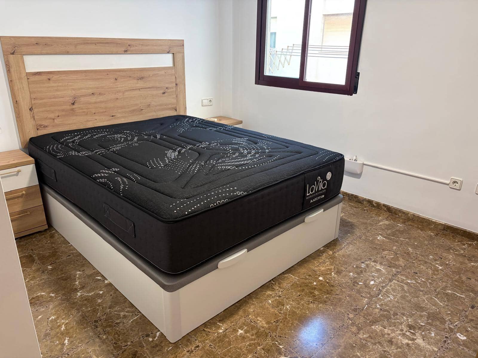 2 bedroom Flat for rent in Oliva - € 800 (Ref: 9695488)