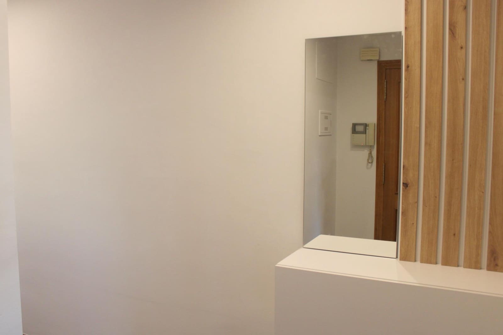 2 bedroom Flat for rent in Oliva - € 800 (Ref: 9695488)