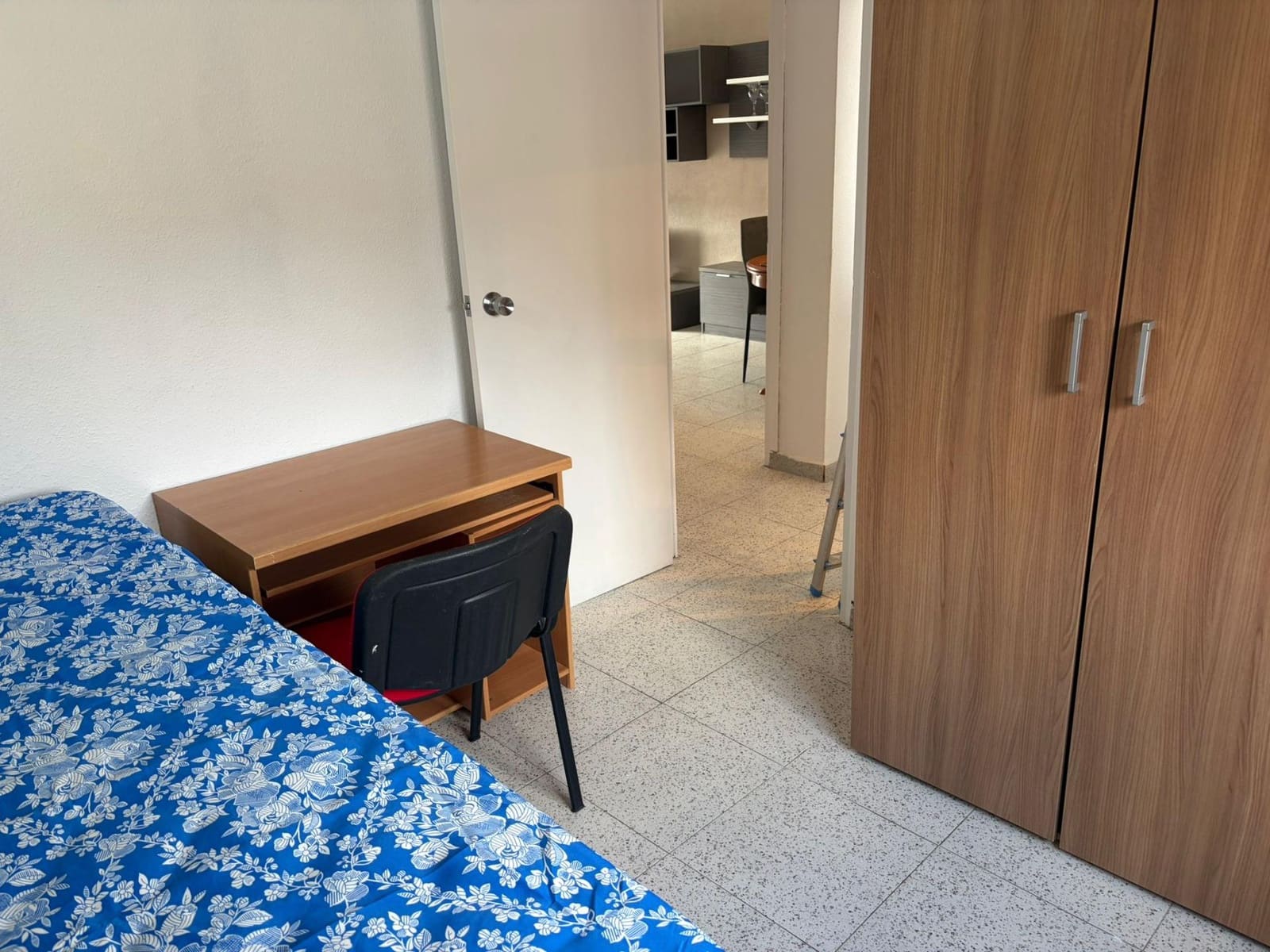 2 bedroom Flat for rent in Oliva - € 700 (Ref: 9715067)