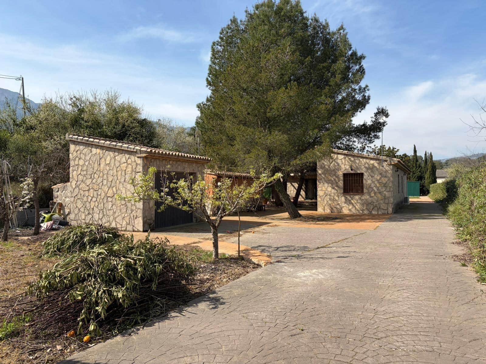 3 soveværelse Finca/Landehus til salg i Vall de Gallinera med swimmingpool garage - € 380.000 (Ref: 9755873)