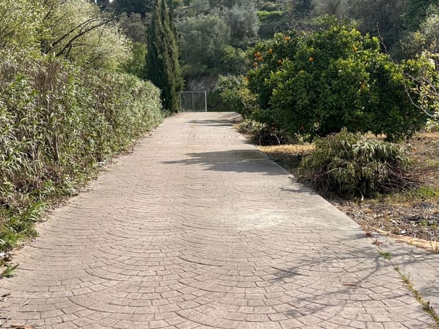 3 soveværelse Finca/Landehus til salg i Vall de Gallinera med swimmingpool garage - € 380.000 (Ref: 9755873)