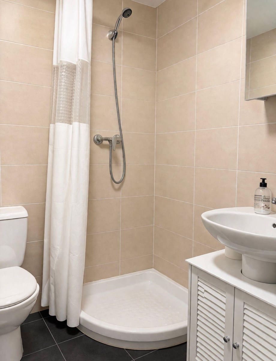 3 makuuhuone Asunto vuokrattavana paikassa Oliva mukana 
autotalli - 850 € (Ref: 9759128)