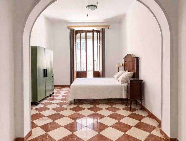 4 soverom Hus til salgs i Oliva med garasje - € 684 000 (Ref: 9762103)