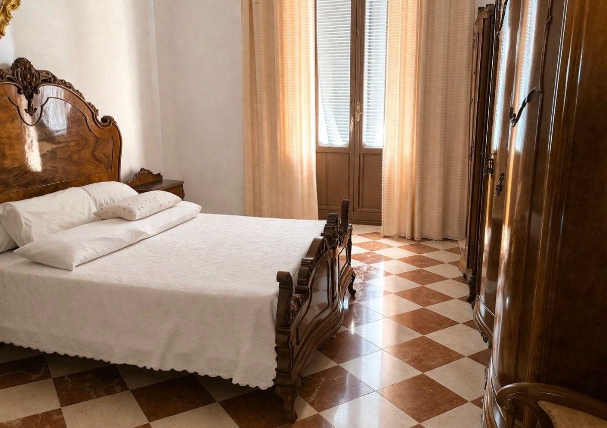 4 soverom Hus til salgs i Oliva med garasje - € 684 000 (Ref: 9762103)