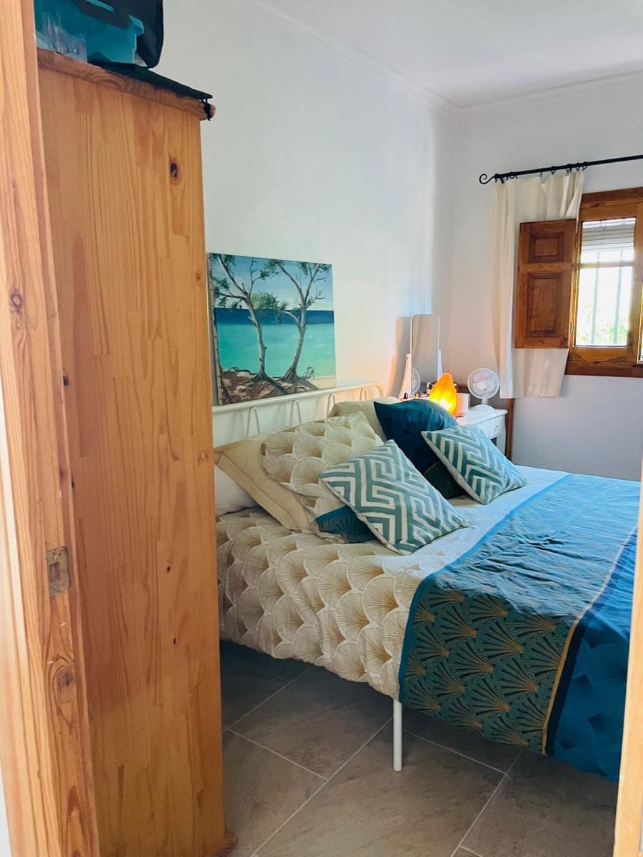 Chalet de 3 habitaciones en Oliva en alquiler con garaje - 2.500 € (Ref: 9780725)