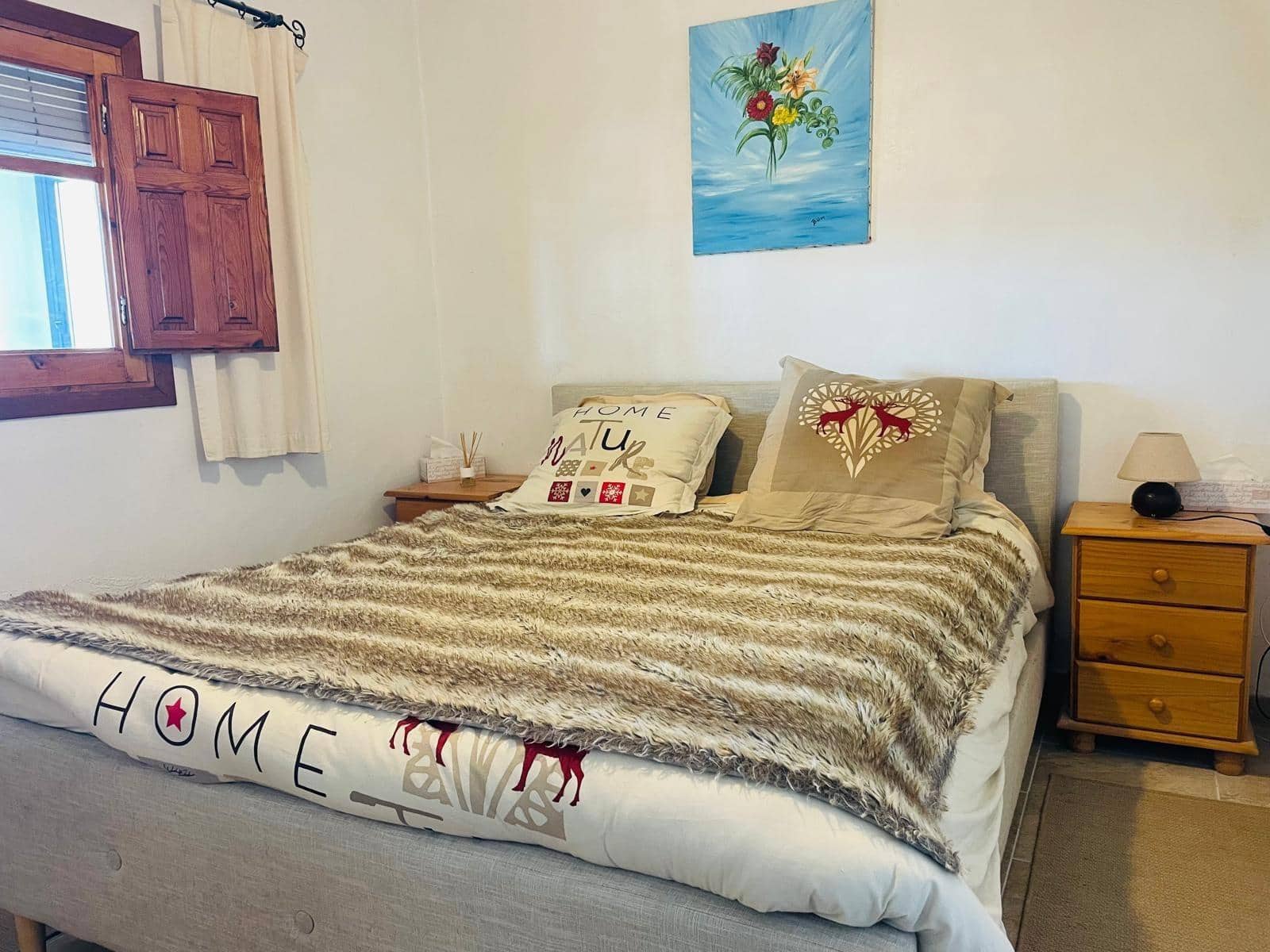 Chalet de 3 habitaciones en Oliva en alquiler con garaje - 2.500 € (Ref: 9780725)