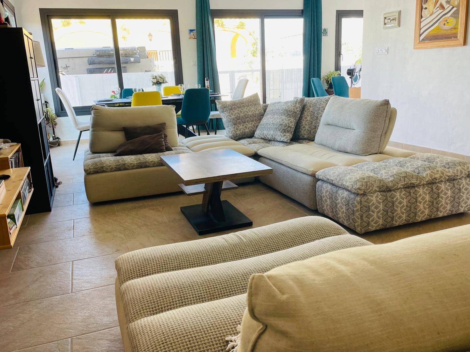 Chalet de 3 habitaciones en Oliva en alquiler con garaje - 2.500 € (Ref: 9780725)