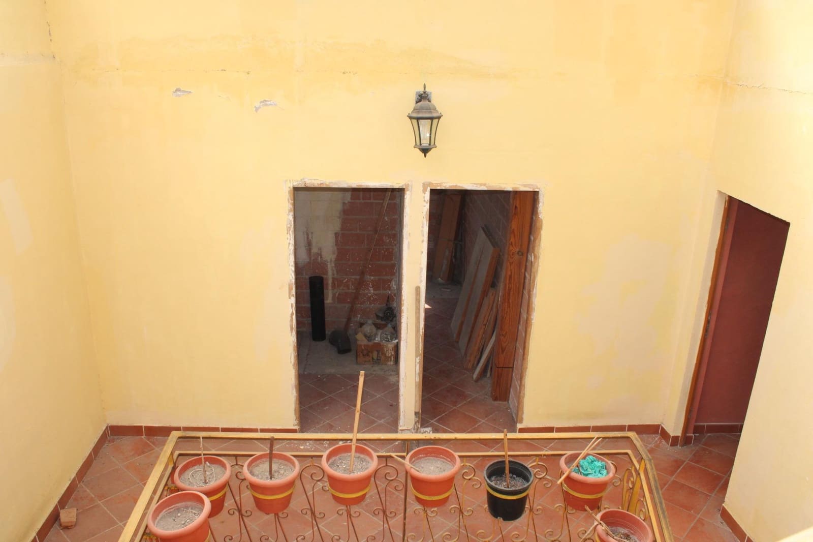 3 bedroom Villa for sale in Oliva with pool - € 200,000 (Ref: 9806599)