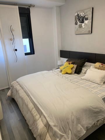 2 slaapkamer Flat te huur in Oliva - € 850 (Ref: 9818383)