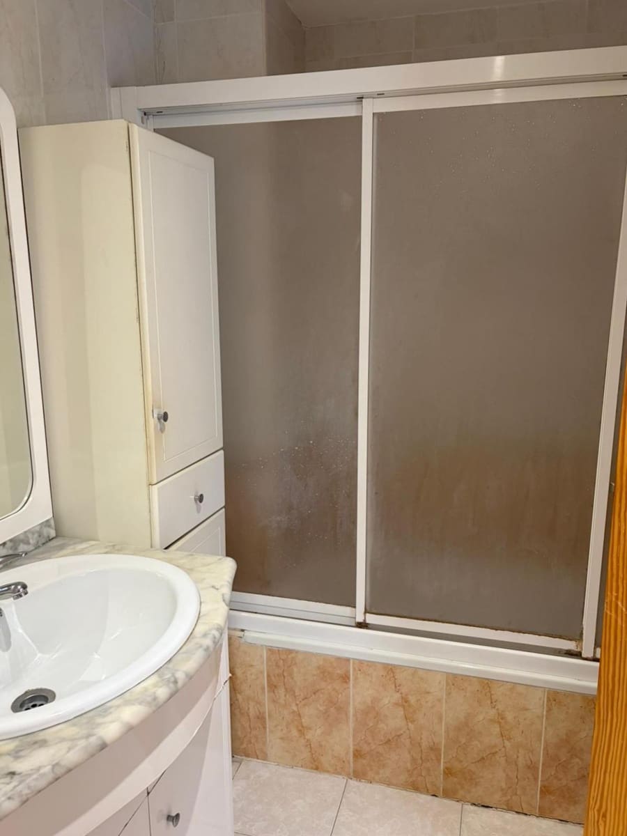 3 bedroom Flat for sale in Oliva - € 160,000 (Ref: 9839461)