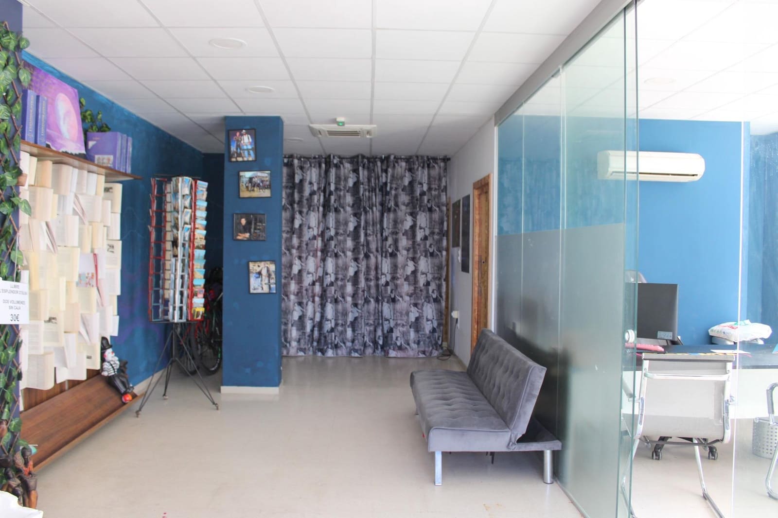 Commercial for sale in Oliva - € 230,000 (Ref: 9876581)