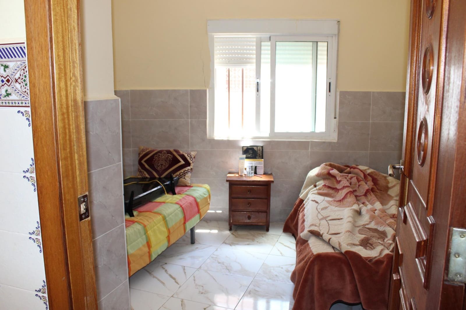 3 bedroom Townhouse for sale in Oliva - € 140,000 (Ref: 9876583)