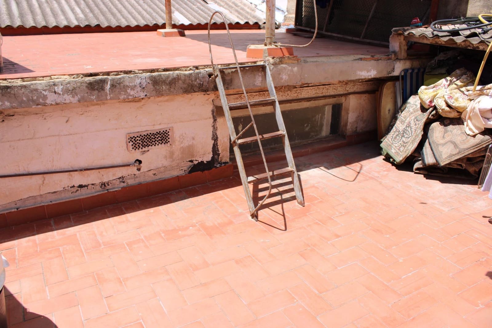 3 bedroom Townhouse for sale in Oliva - € 140,000 (Ref: 9876583)