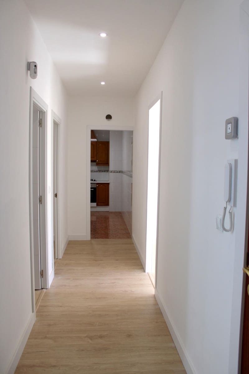 3 chambre Appartement à vendre à Oliva - 115 000 € (Ref: 9904147)