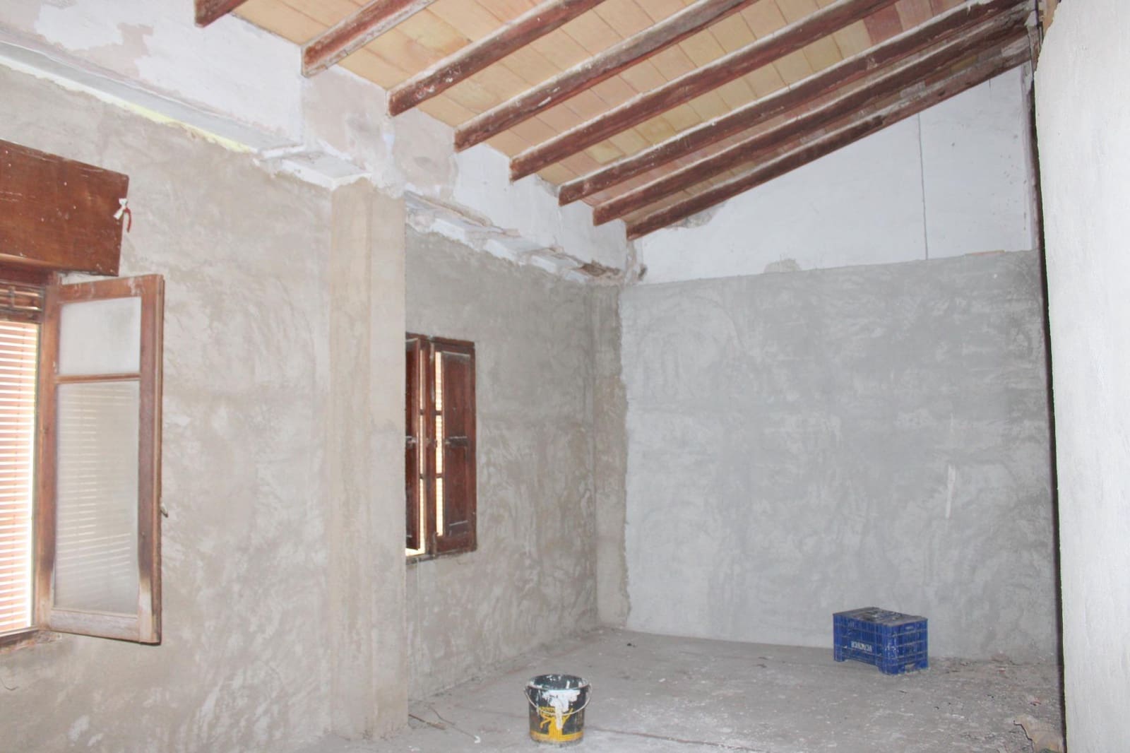 Townhouse for sale in Oliva - € 135,000 (Ref: 9911196)