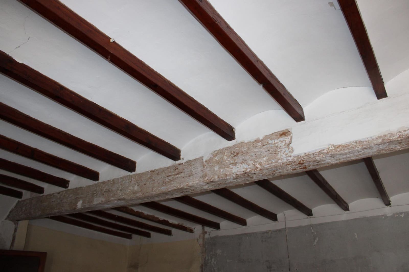 Townhouse for sale in Oliva - € 135,000 (Ref: 9911196)