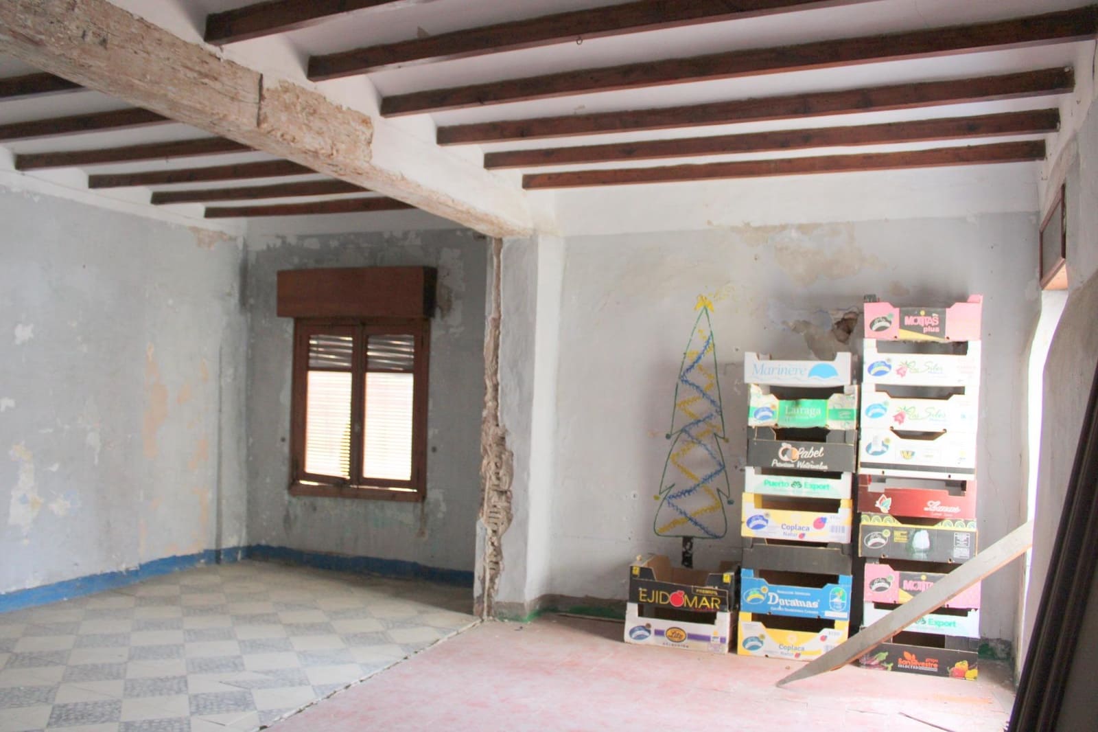 Townhouse for sale in Oliva - € 135,000 (Ref: 9911196)