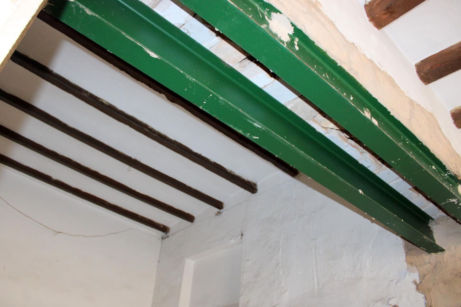 Townhouse for sale in Oliva - € 135,000 (Ref: 9911196)