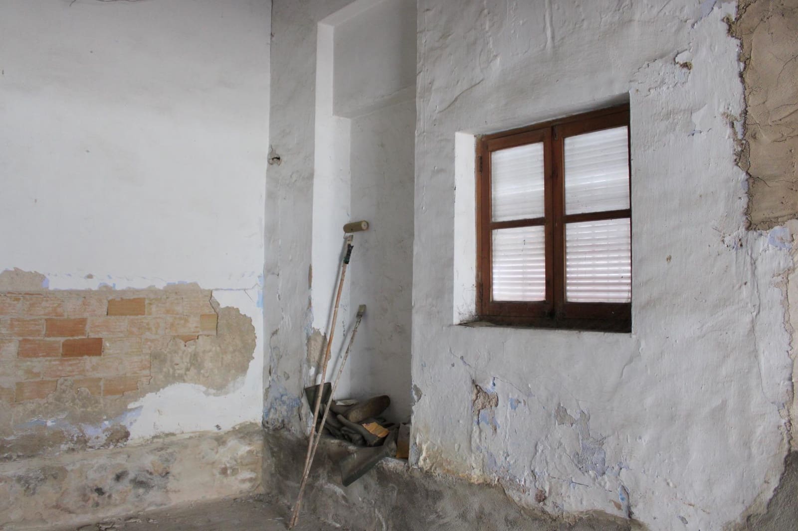 Townhouse for sale in Oliva - € 135,000 (Ref: 9911196)