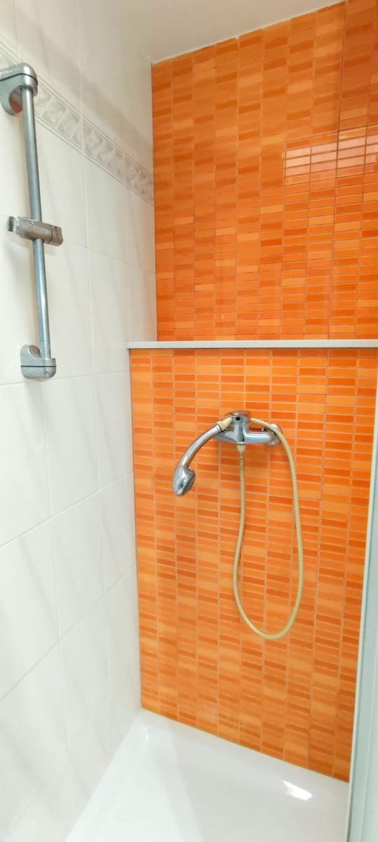 4 bedroom Townhouse for sale in Oliva with garage - € 262,000 (Ref: 9915998)