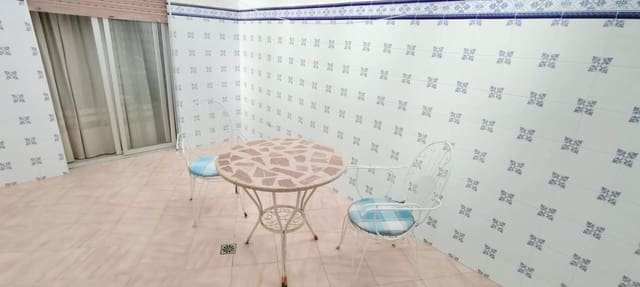4 bedroom Townhouse for sale in Oliva Pueblo, Oliva with garage - € 262,000 (Ref: 9915998)