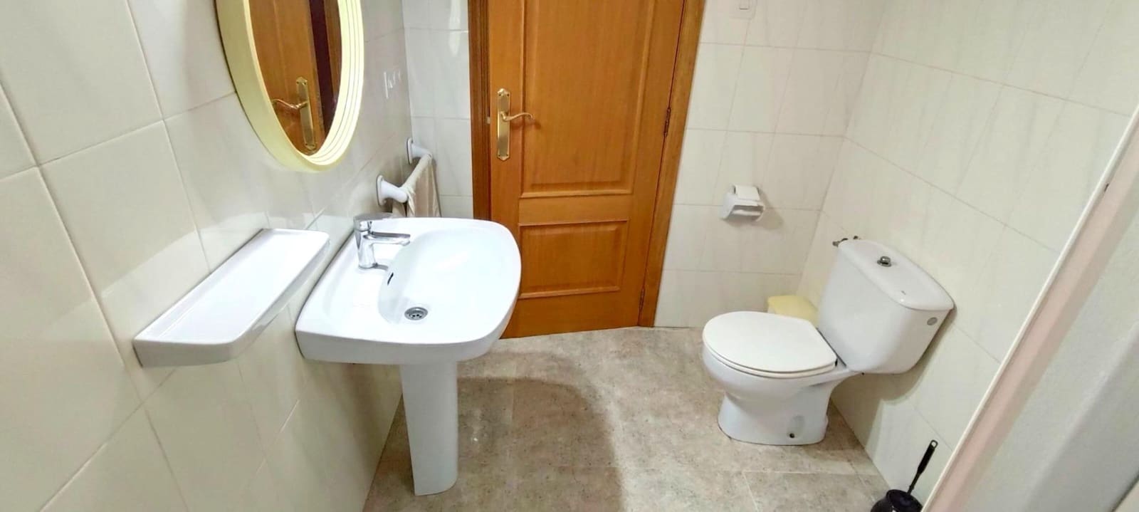 4 bedroom Townhouse for sale in Oliva with garage - € 262,000 (Ref: 9915998)