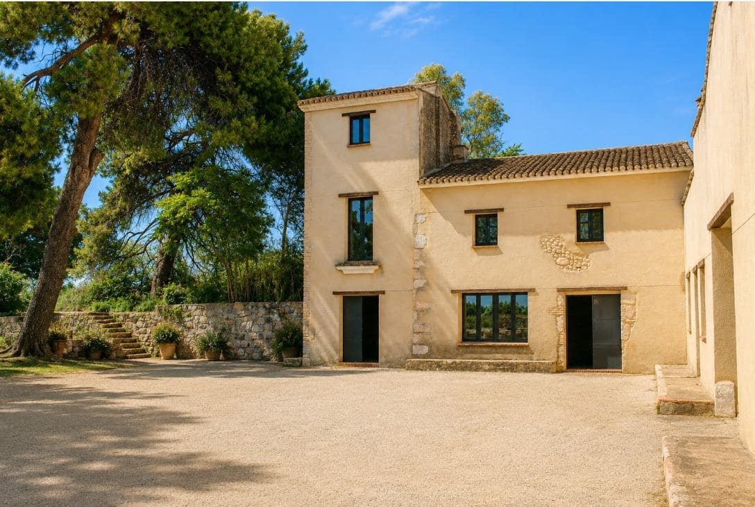 4 soveværelse Finca/Landehus til salg i Oliva - € 1.244.000 (Ref: 9959927)