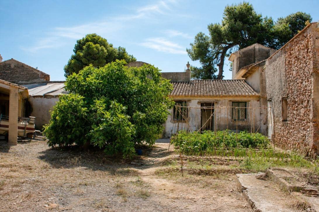 4 soveværelse Finca/Landehus til salg i Oliva - € 1.244.000 (Ref: 9959927)