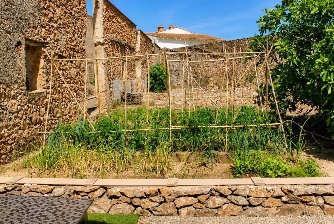4 soveværelse Finca/Landehus til salg i Oliva - € 1.244.000 (Ref: 9959927)