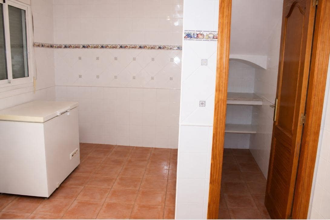 3 bedroom Villa for sale in Denia with garage - € 980,000 (Ref: 9975571)