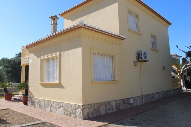 3 soverom Villa til salgs i Devessa - Monte Pego, Dénia med garasje - € 980 000 (Ref: 9975571)