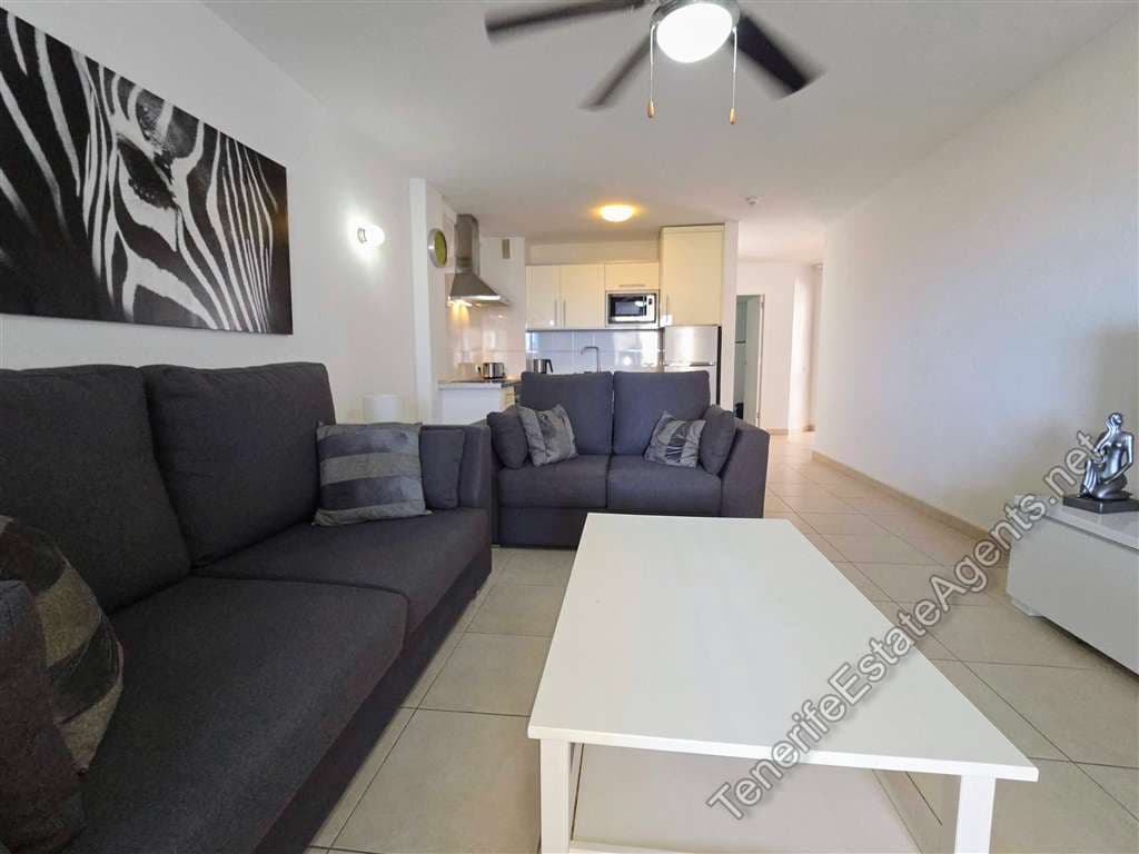 1 Zimmer Apartment zu verkaufen in Los Cristianos mit Pool - 349.950 € (Ref: 10023480)