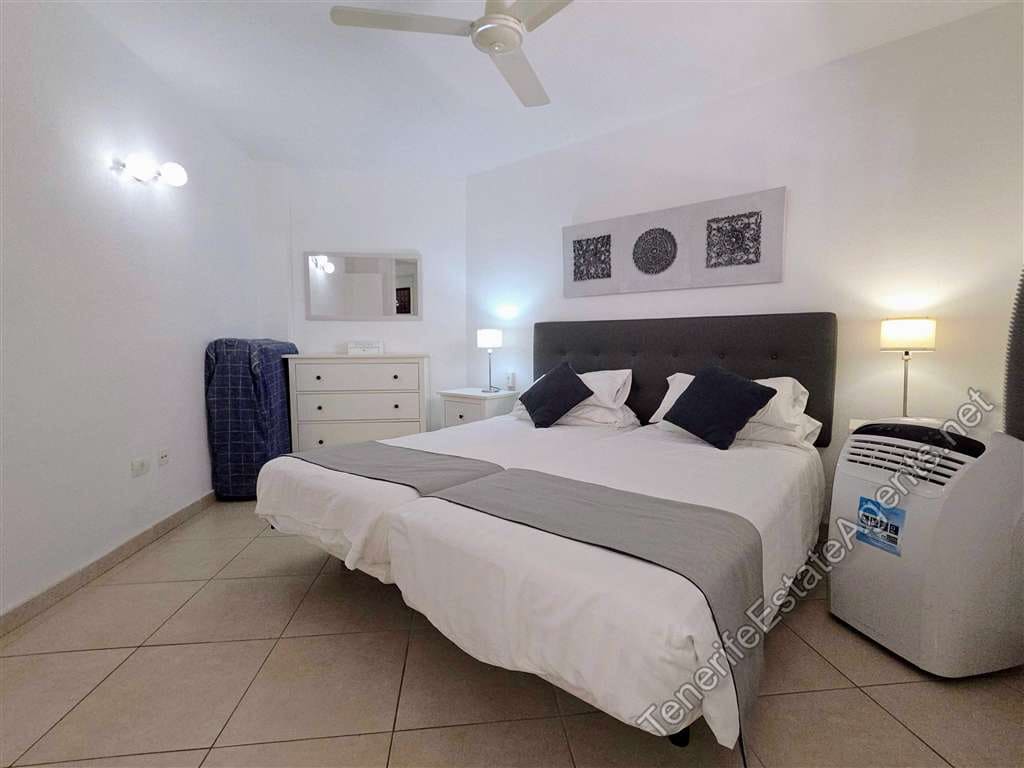 1 Zimmer Apartment zu verkaufen in Los Cristianos mit Pool - 349.950 € (Ref: 10023480)